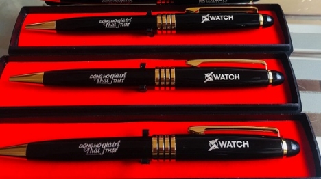 Các loại bút kim loại và dịch vụ khắc laser trên bút