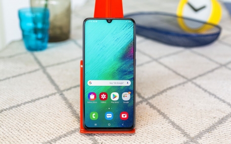 Galaxy A70 hàng mới, giá cũ!