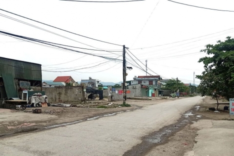 BÁN ĐẤT MẶT ĐƯỜNG ĐỐI DIỆN CỔNG CHỢ BANG – THỐNG NHẤT – TP. HẠ LONG GIÁ ĐẠI DỊCH, ĐẠI RẺ.