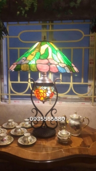Đèn tiffany họa tiết hoa đơn hai thân