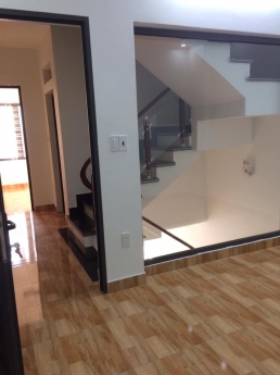 Nhà 4 tầng oto đỗ trong nhà giá 1.5 tỷ