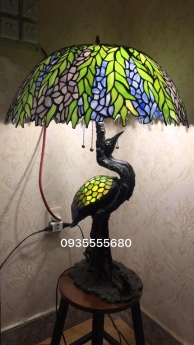 Đèn tiffany họa tiết hoa tử đằng