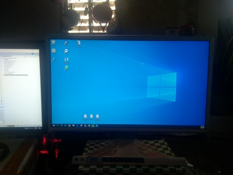 Máy Bàn Xeon E5645 (~12CPUs) RAM 8Gb VGA AMD HD Radeon 7700 Series  LCD 29