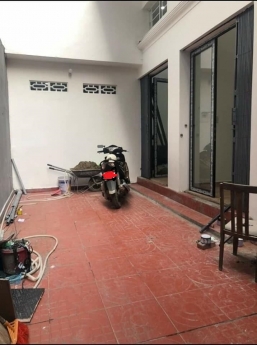 Nhà 2.5 tầng đẹp,giá rẻ phố Lương khánh thiện giá 1.2 tỷ