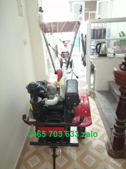 Máy xới đất chạy dầu đa năng Kama 186 công suất 9hp, bảo hành 2 năm.