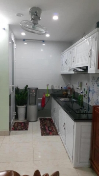 Nhà đẹp 3 tầng độc lập trong ngõ Hàng Kênh- giá 1,205 tỷ