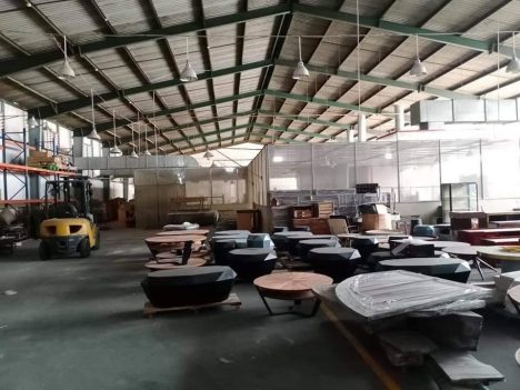 Cho thuê xưởng 10.000m2, DTX. 6000m2, trong KHU Chế Xuất LINH TRUNG