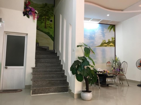 Nhà 4 tầng mặt tiền rộng trong khu Vĩnh Niệm giá 2.05 tỷ