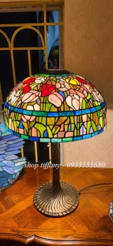 Giao Lưu E Đèn Tiffany Hoạ Tiết Hoa Tuylip.