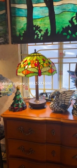 Giao lưu em đèn tiffany hoạ tiết chuồn chuồn Mỹ.
