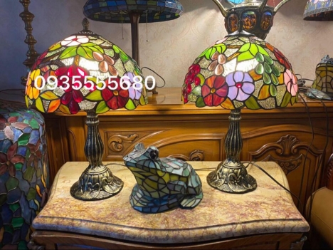 Đôi đèn bàn tiffany họa tiết hoa nho