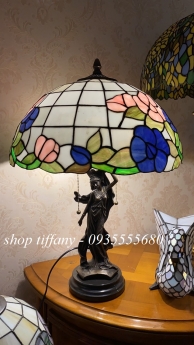 Đèn tiffany hoa leo hồng xanh Mỹ.