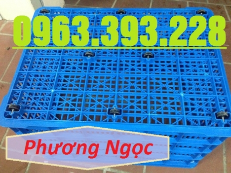 Sọt nhựa rỗng 8 bánh xe, sóng nhựa HS022, sọt nhựa đựng hàng, sọt nhựa đựng quần áo