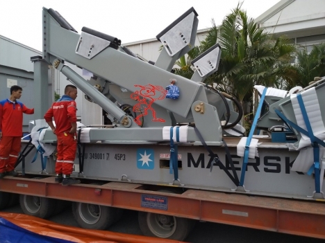 Đóng thùng gỗ để vận chuyển thiết bị đi Hàn Quốc