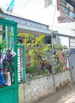 Nhà Nguyên Căn Giá Rẻ 4x15m, 44 Bùi Văn Ba, Quận 7