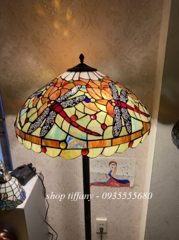 Giao Lưu Em Đèn Sàn Tiffany Hàng Cũ Mỹ Giá Siêu Rẻ.
