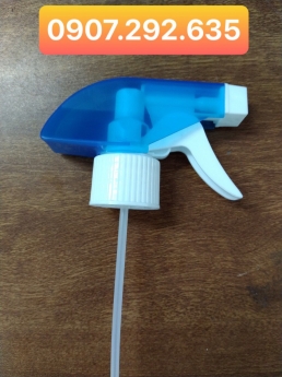 van xịt nhựa cao cấp gia công