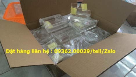 Kệ đựng tài liệu để bàn , kệ đựng catalog mica