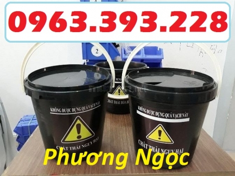 Xô y tế, xô đựng rác thải y tế, thùng rác y tế, xô y tế trên xe tiêm