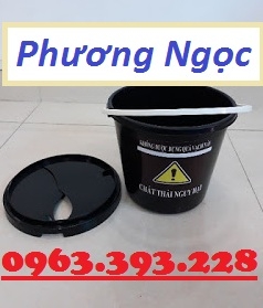 Xô y tế, xô đựng rác thải y tế, thùng rác y tế, xô y tế trên xe tiêm