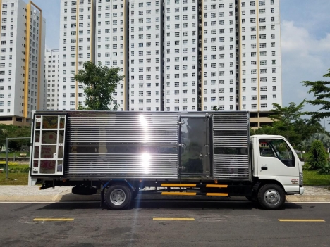 Isuzu VM thùng dài 6m2 rộng 2m tổng tải 4995kg vào thành phố