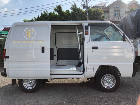 Blind Van Suzuki giá 320tr lăn bánh