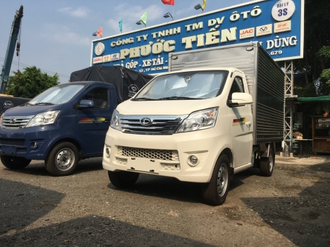 Tera 100 Thùng Kín tải trọng 900KG động cơ Mitsubishi