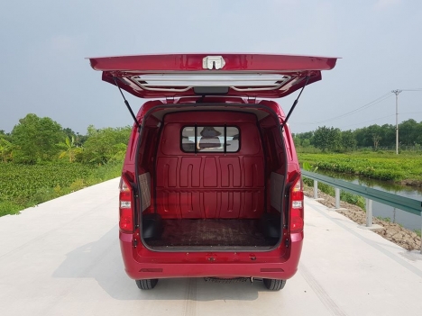 Kenbo VAN 2 chổ 950KG và 5 chổ 650Kg chạy giờ cấm