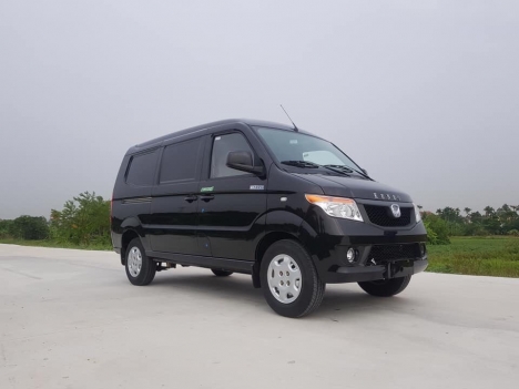 Kenbo VAN 2 chổ 950KG và 5 chổ 650Kg chạy giờ cấm