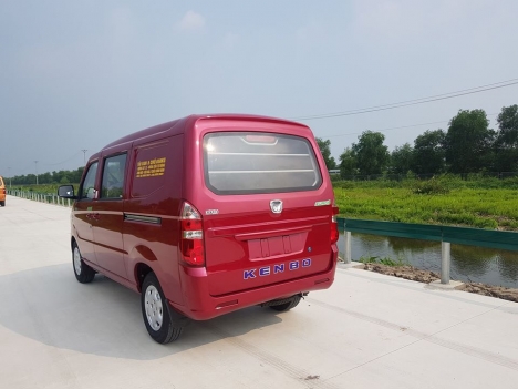 Kenbo VAN 2 chổ 950KG và 5 chổ 650Kg chạy giờ cấm