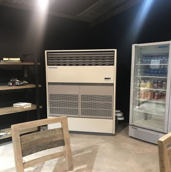 Máy lạnh tủ đứng DAIKIN – May lanh tu dung DAIKIN đặt sàn thổi trực tiếp