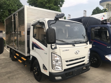 IZ65 ĐÔ Thành Máy Isuzu tải trọng 3,49 Tấn