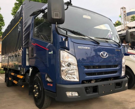 IZ65 ĐÔ Thành Máy Isuzu tải trọng 3,49 Tấn