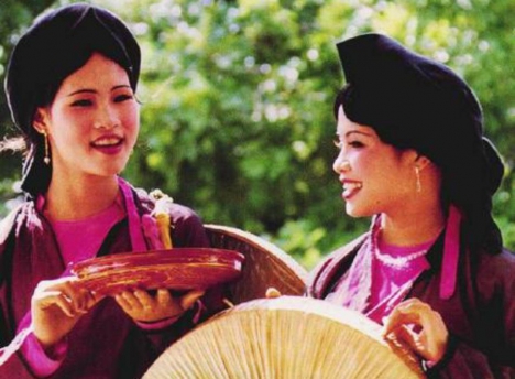 Hát quan họ Bắc Ninh phục vụ hội nghị, tiệc cưới...