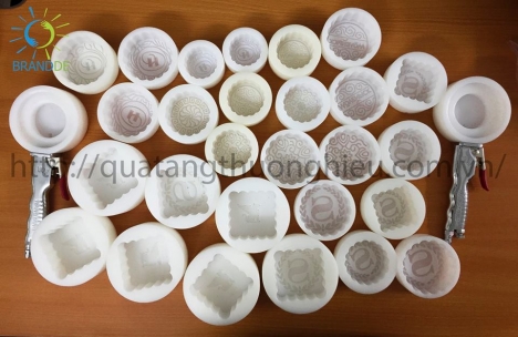 Sản xuất khuôn bánh trung thu theo logo yêu cầu ( khuôn máy)