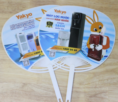 Quạt nhựa quảng cáo in ấn logo thương hiệu