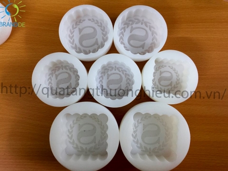 Sản xuất khuôn bánh trung thu theo logo yêu cầu ( khuôn máy)