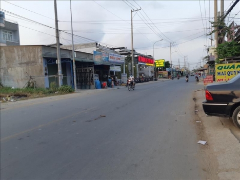 Chính chủ Bán gấp dãy nhà trọ 400m2 giá 1,2 tỷ , đối diện KCN Becamex – sổ hồng riêng