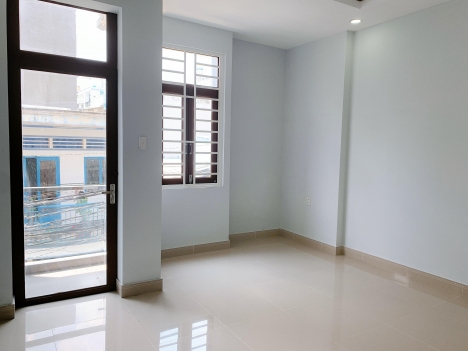 Nhà đường số 8, phường Hiệp Bình Chánh, ngay ngã tư Bình Triệu