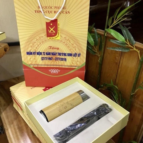 Gift Set in ấn logo thương hiệu, tri ân khách hàng