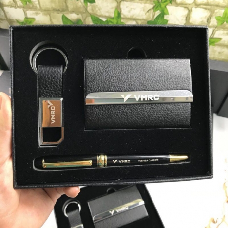 Gift Set in ấn logo thương hiệu, tri ân khách hàng