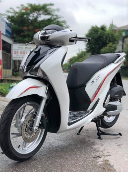 Bán Honda Sh150i Màu Trắng Sứ Phanh CBS Đời 2018