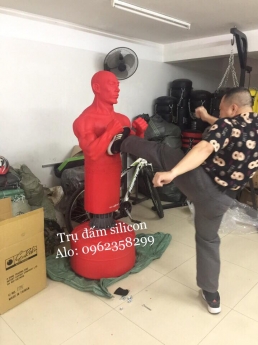 trụ đấm đa năng