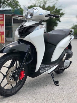 Hà Nội: Xe Sh Mode125cc xám bạc bán giá 28 triệu