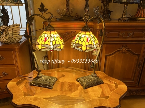 Giao Lưu Đôi Đèn Tiffany Phòng Ngủ Hoạ Tiết Chuồn Chuồn.