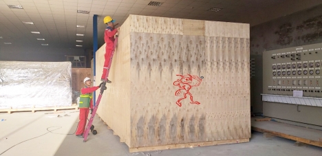 Đóng gói máy móc vận chuyển đi Trung Quốc