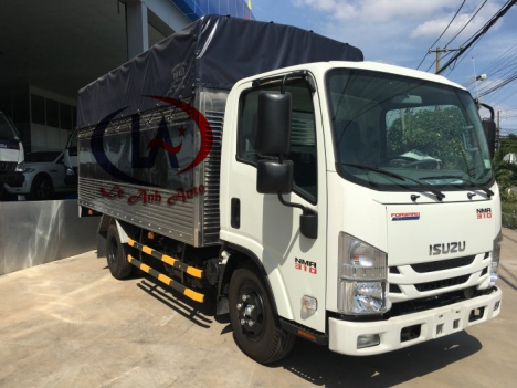 Isuzu NMR85HE4 1T9, thùng dài 4m5