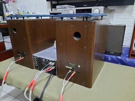 Dàn mini Onkyo CR-D2, loa zin Sansui7