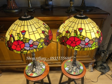 Giao Lưu Đôi Đèn Tiffany Hoạ Tiết Hoa Cao Cấp Mỹ.