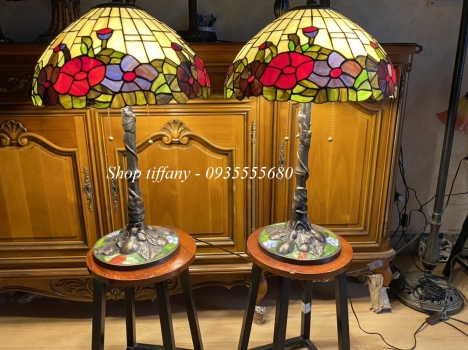 Giao Lưu Đôi Đèn Tiffany Hoạ Tiết Hoa Cao Cấp Mỹ.